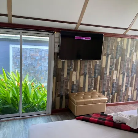 Kurina Hotel (Adults Only)